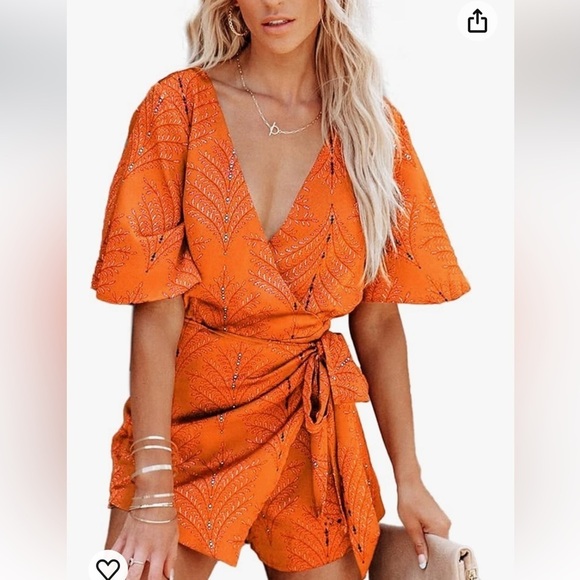 NWT, CUPSHE V-Neck, Open-BACK, Waisted Romper w/Skort, Adorable, Size Medium - Picture 9 of 9